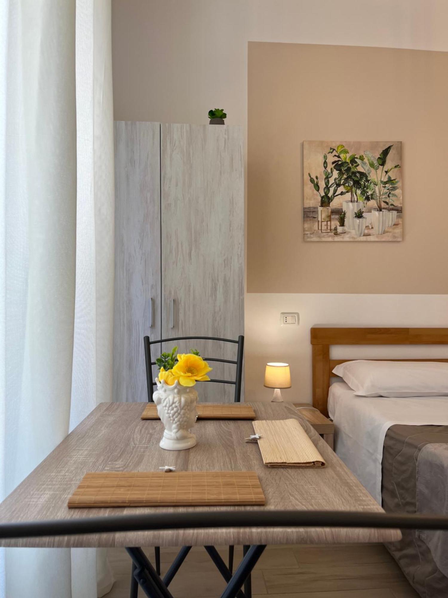 B&B Vento Aureo Rooms Milazzo Exterior foto